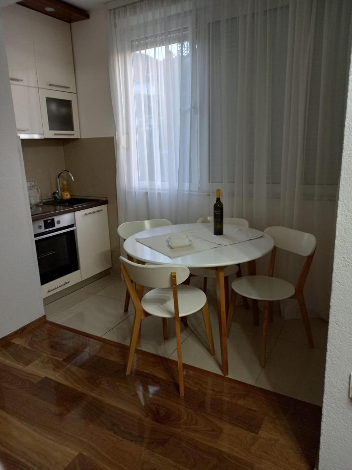 Apartman Lav Mostar Extérieur photo